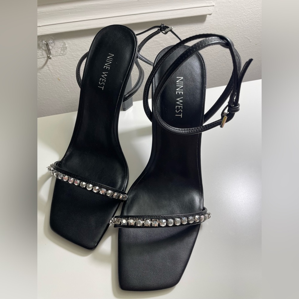 Black elegant